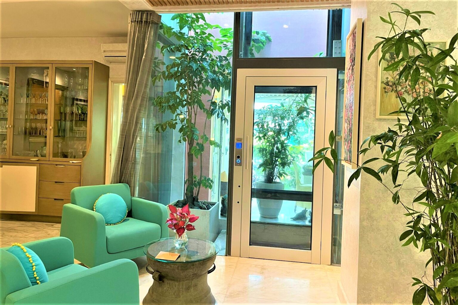 Ước mơ của chúng tôi bây giờ chỉ giản dị thế này thôi.