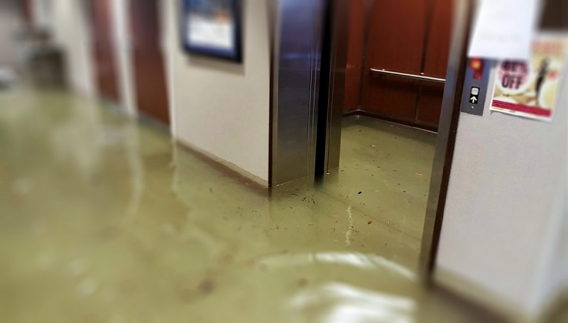 Khuyen-cao-su-dung-thang-may-mua-mua-bao-3