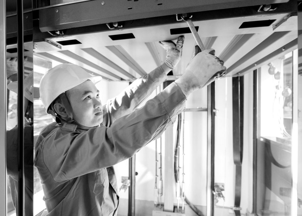 Quy trình lắp đặt thang máy gia đình