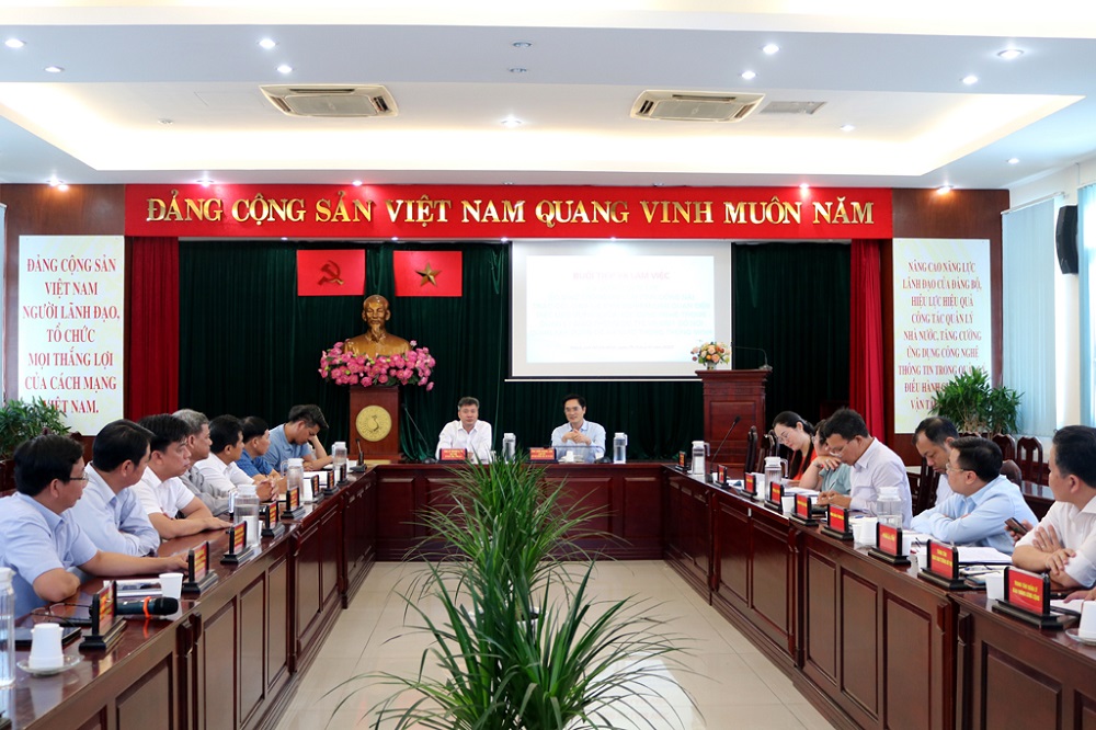 Tu-bai-hoc-voi-Nha-xe-Thanh-Buoi-Doanh-nghiep-thang-may-dung-de-‘cai-say-nay-cai-ung-1