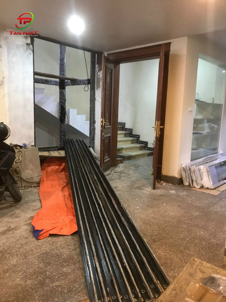 chuyen-hang-ve-lap-dat-cong-trinh-anh-dan-yet-kieu-3