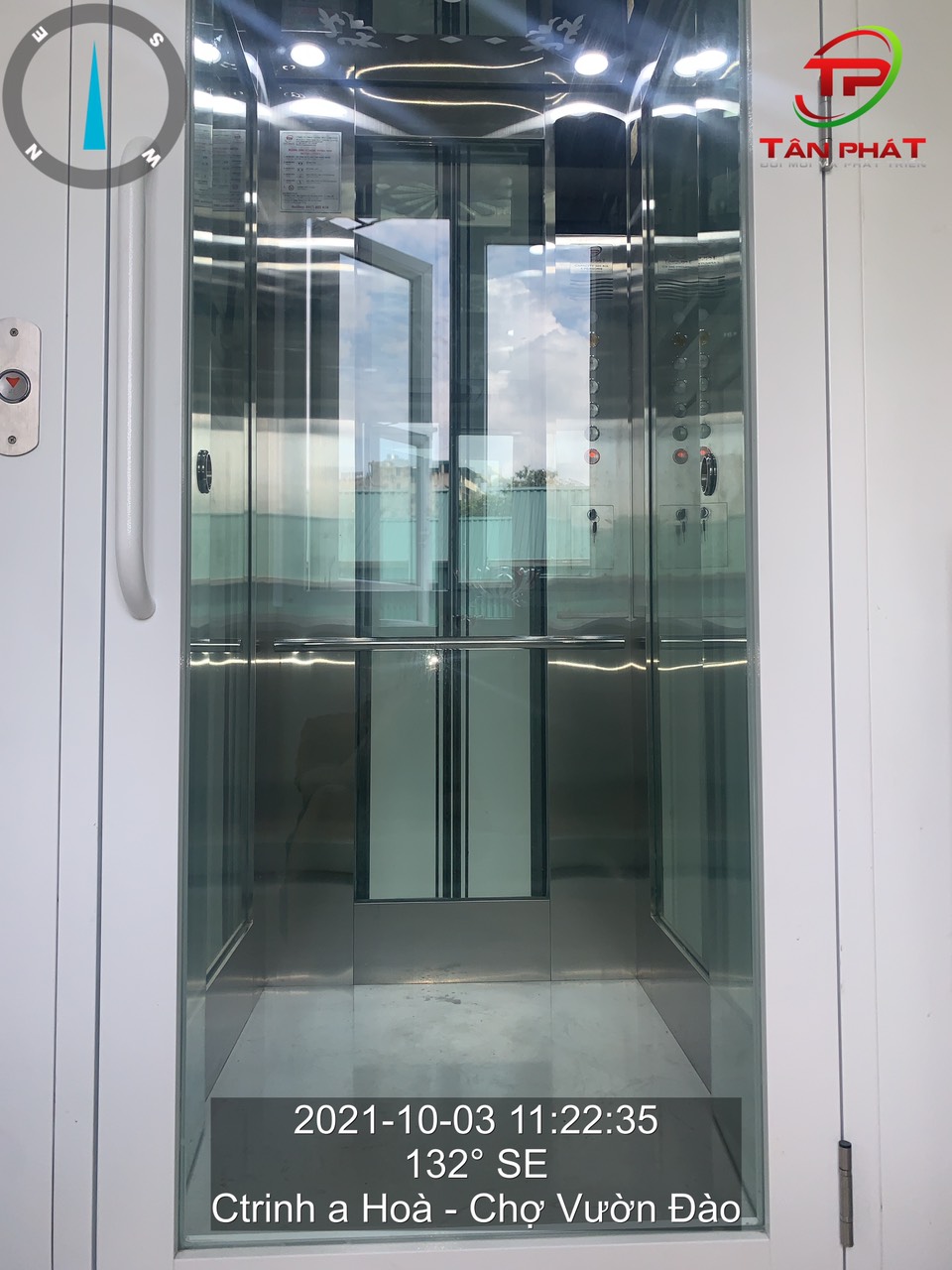 Đặc Tính Thang Máy Gia Đình Cửa Mở Tay